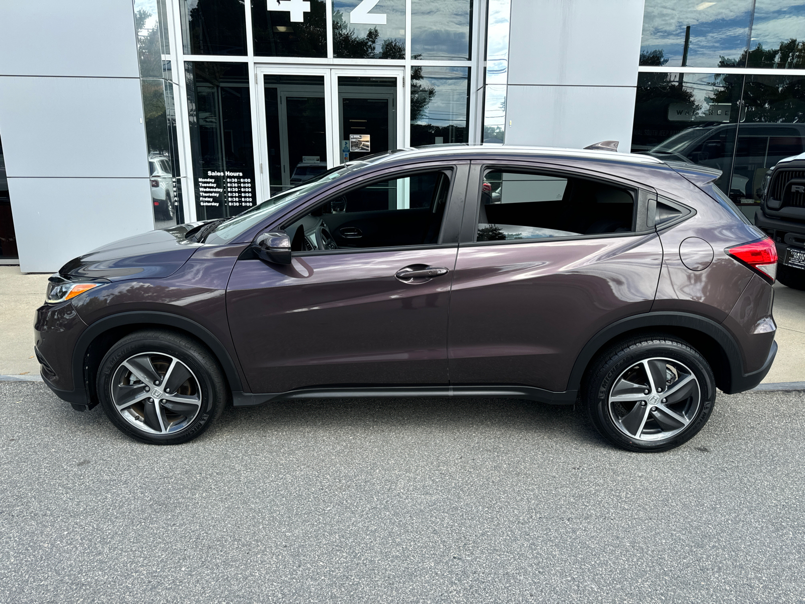 2022 Honda HR-V EX 3