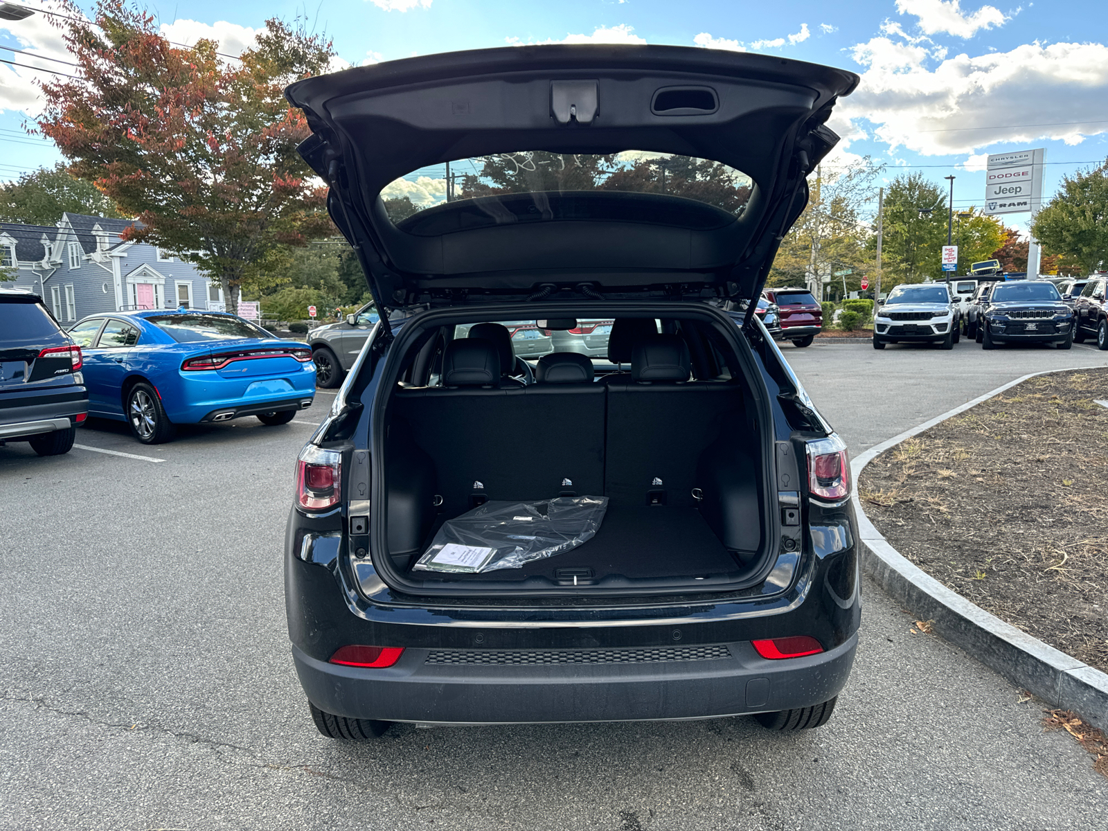 2024 Jeep Compass Limited 38