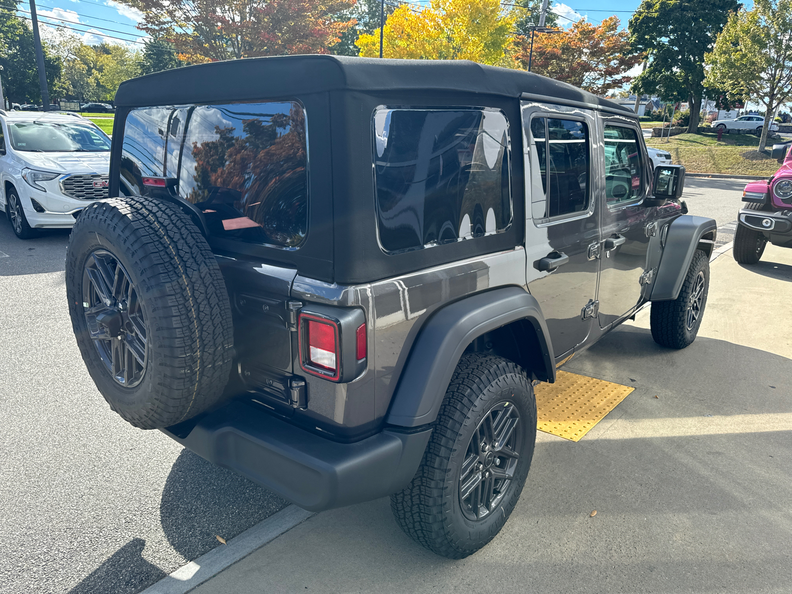 2024 Jeep Wrangler Sport S 6