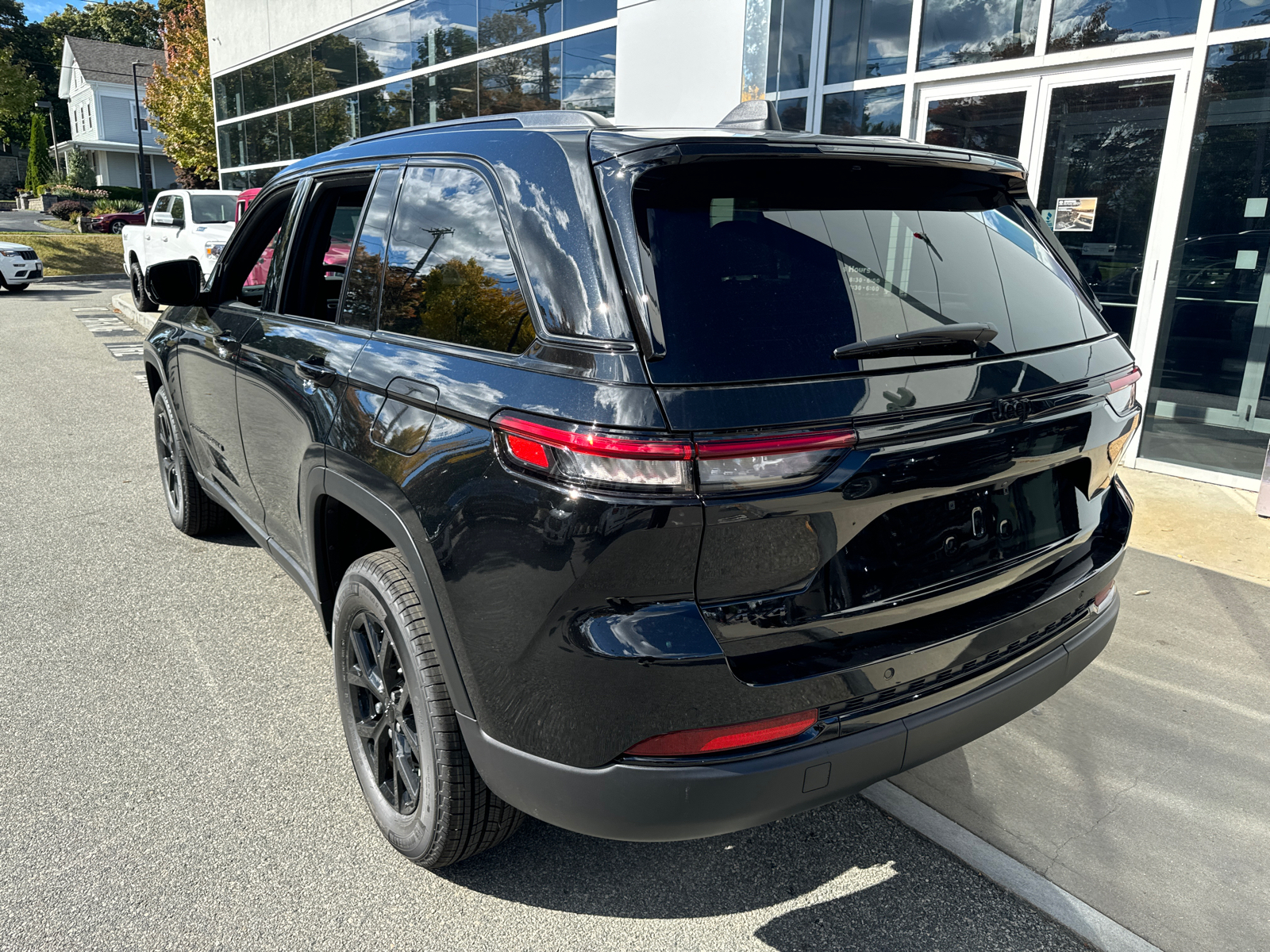 2024 Jeep Grand Cherokee Altitude 4