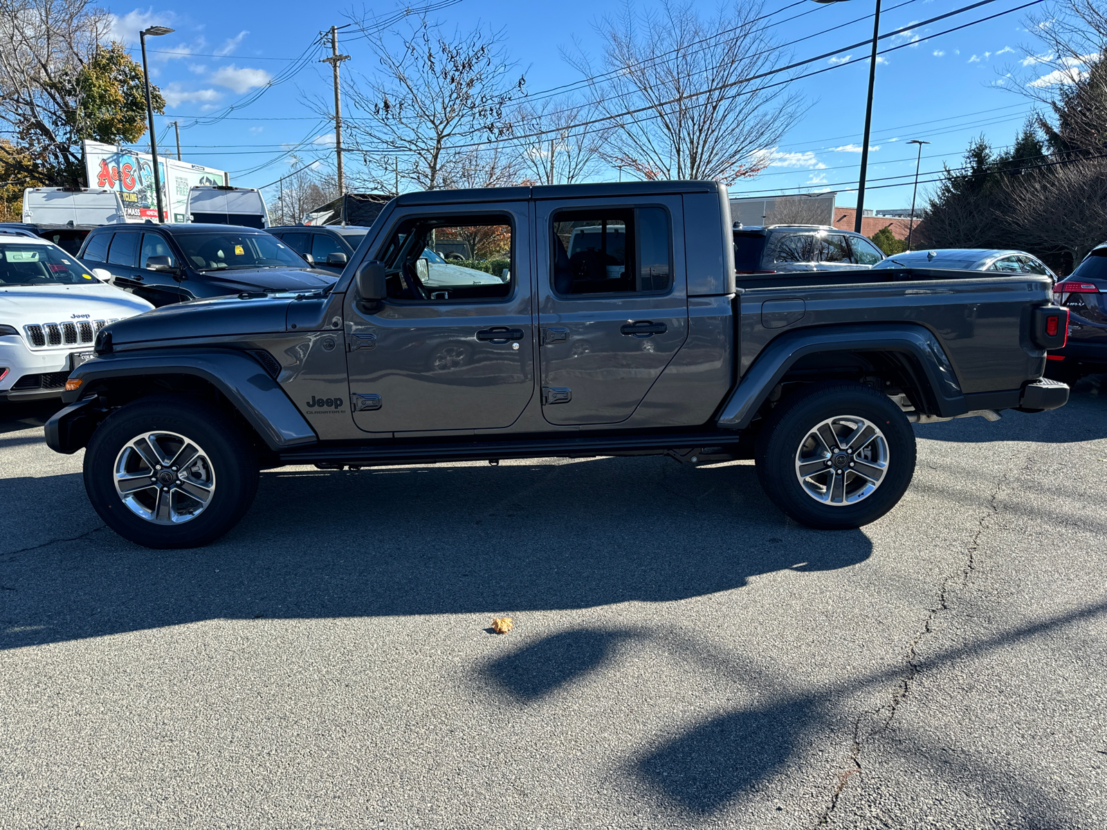 2024 Jeep Gladiator Sport S 4x4 3