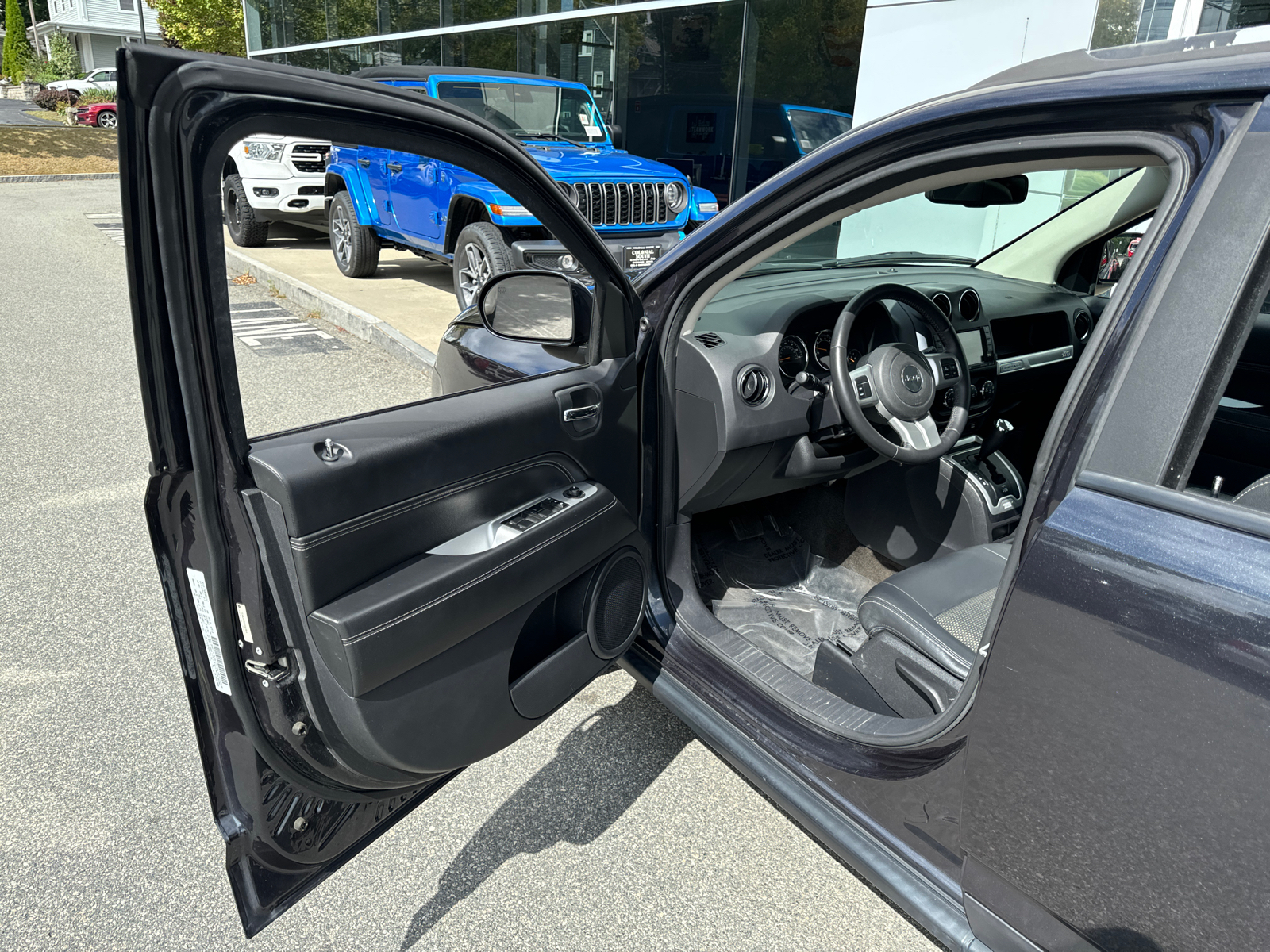 2016 Jeep Compass Latitude 11