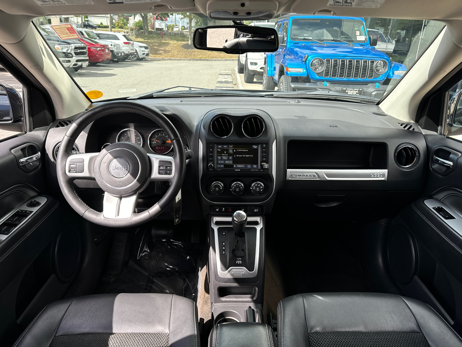 2016 Jeep Compass Latitude 31