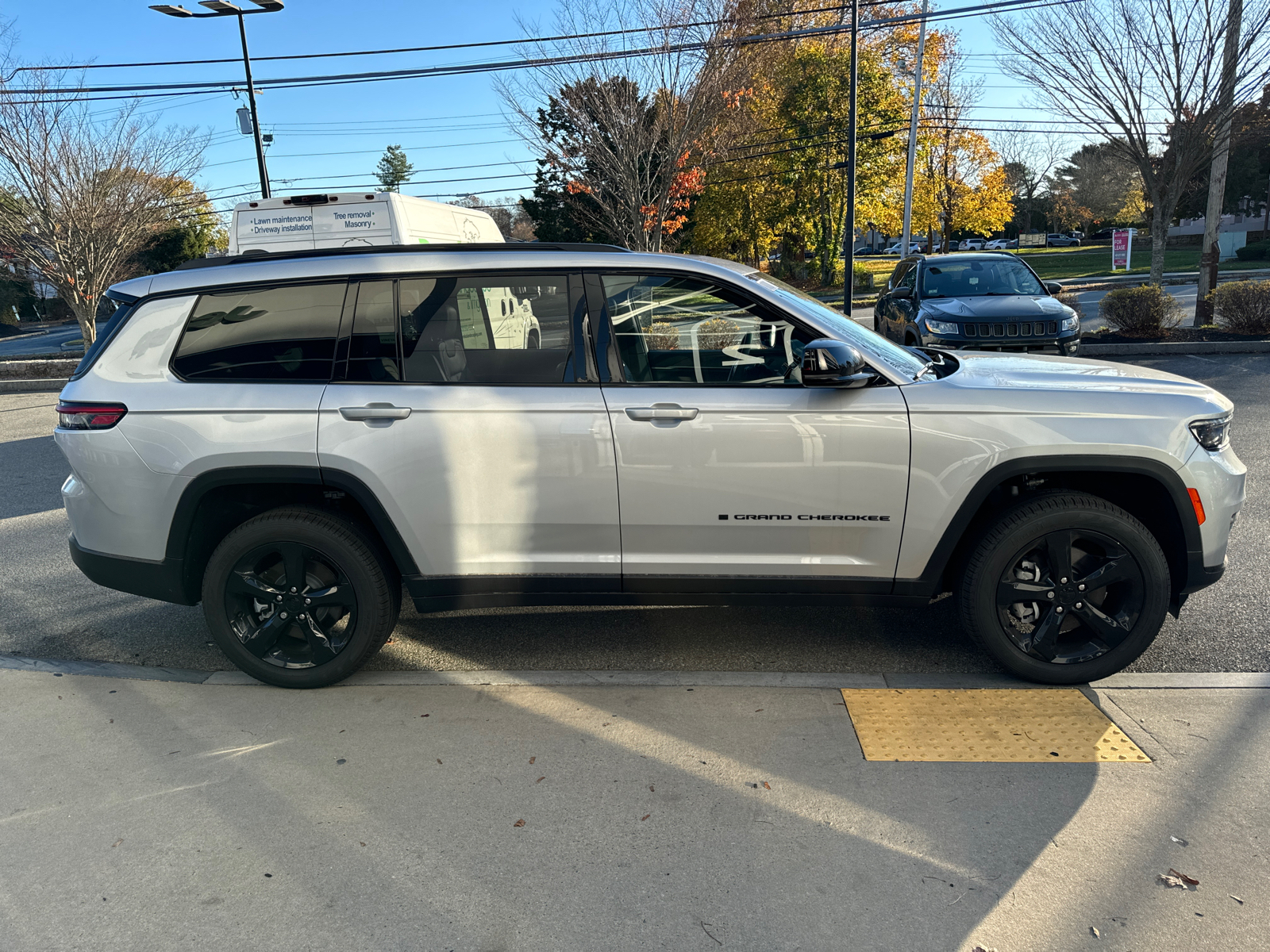 2024 Jeep Grand Cherokee L Limited 7