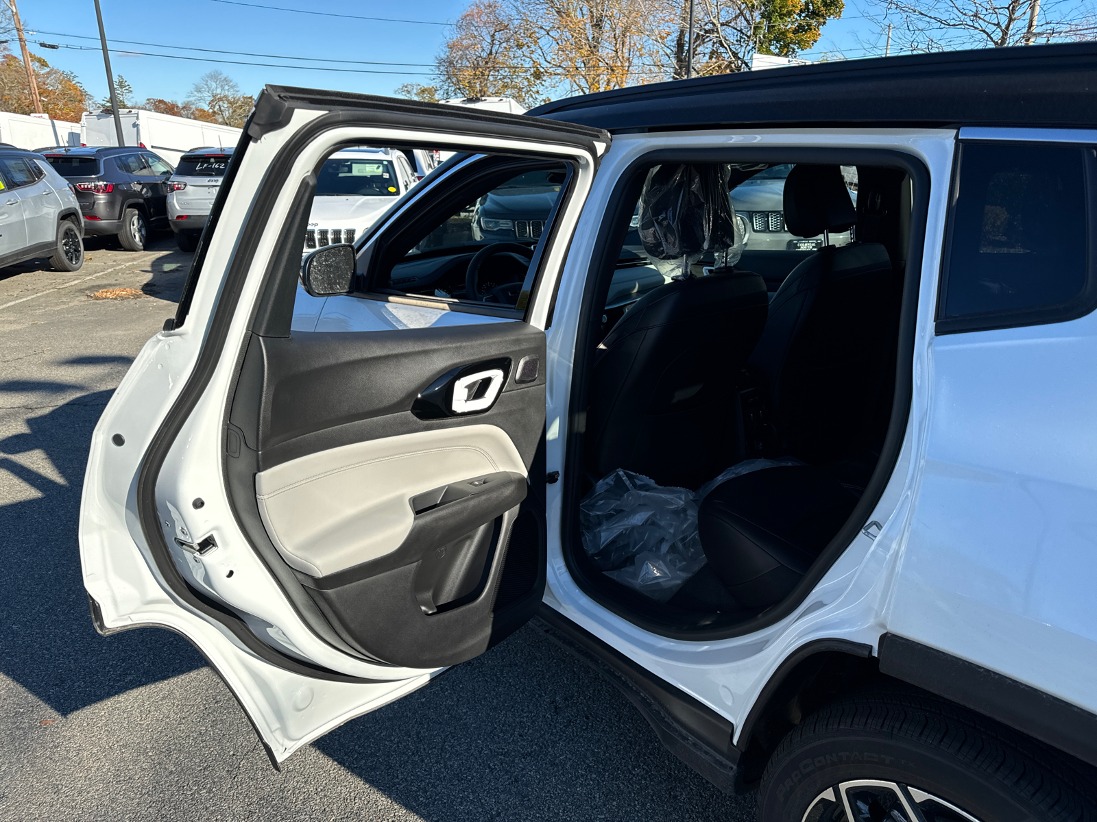 2025 Jeep Compass Limited 30