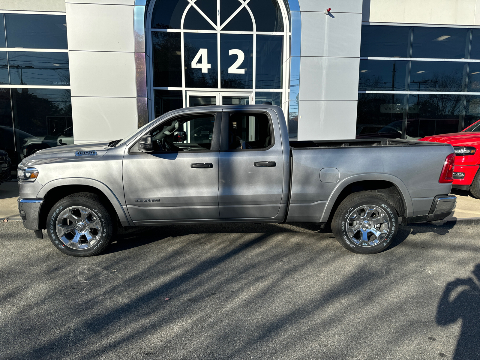 2025 Ram 1500 Big Horn 4x4 Quad Cab 64 Box 3