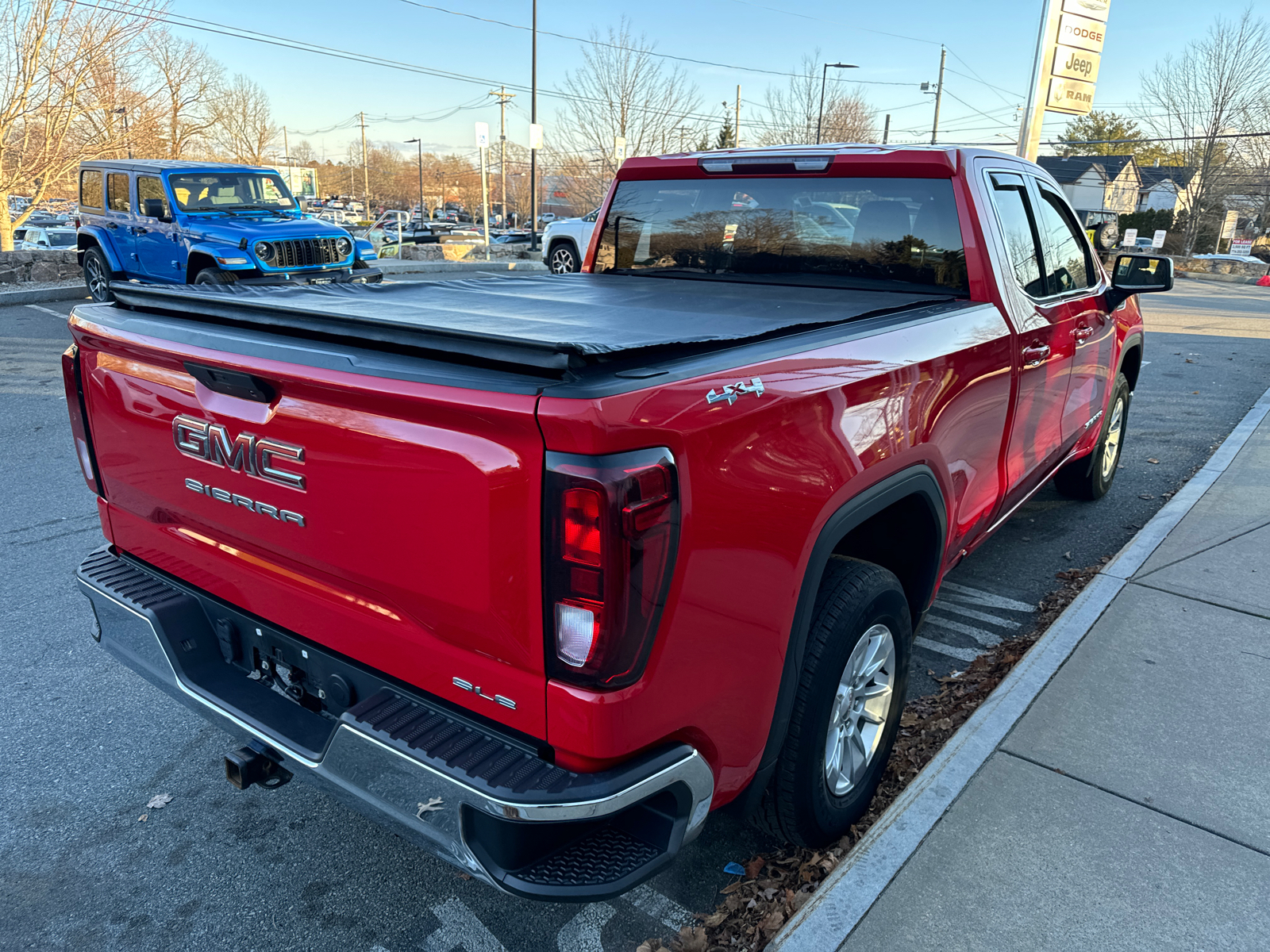 2021 GMC Sierra 1500 SLE 4WD Double Cab 147 6