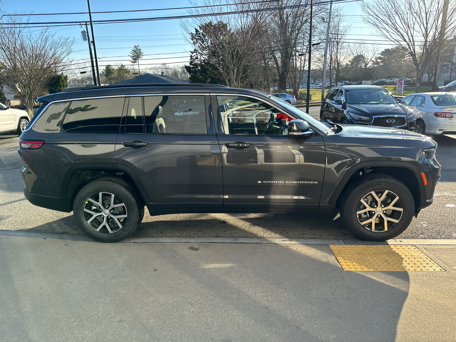 2025 Jeep Grand Cherokee L Limited 7