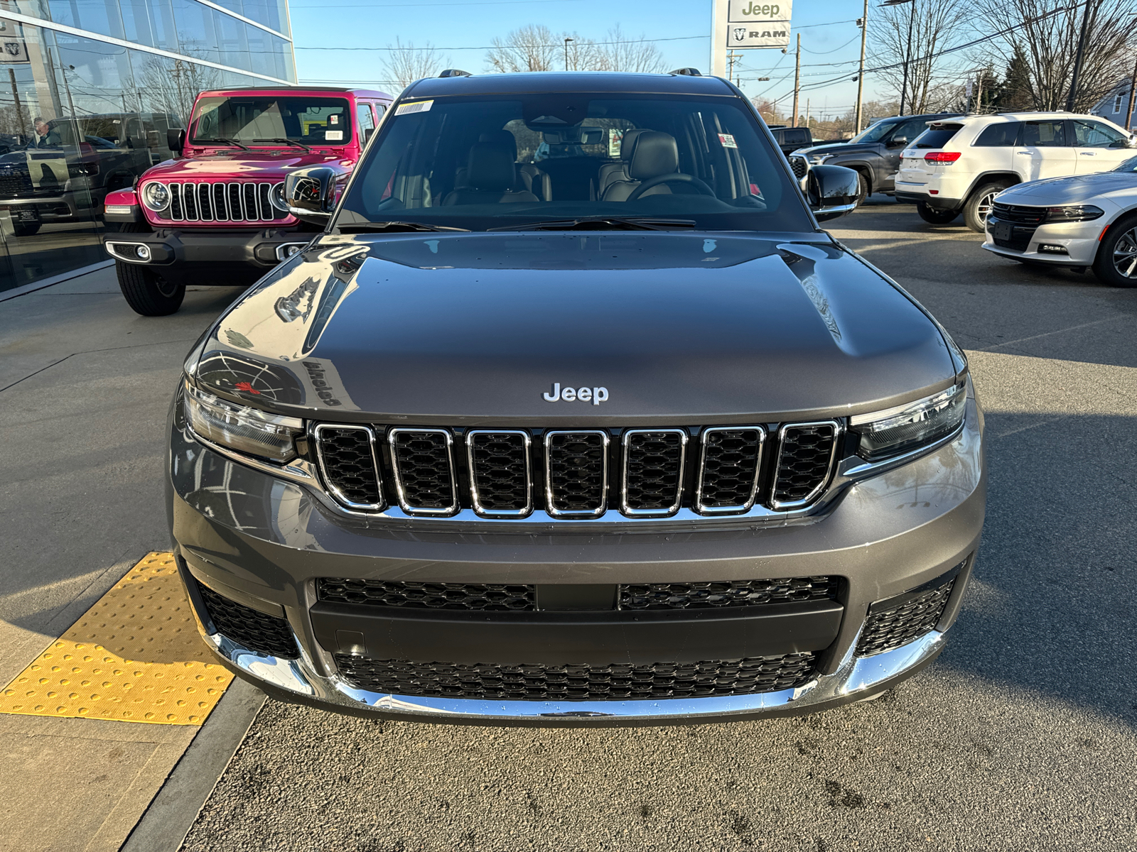 2025 Jeep Grand Cherokee L Limited 9