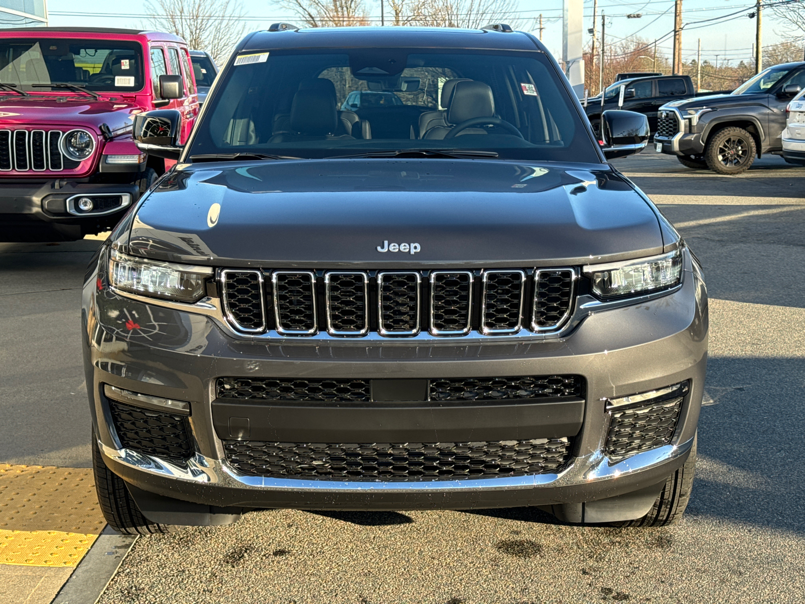 2025 Jeep Grand Cherokee L Limited 40