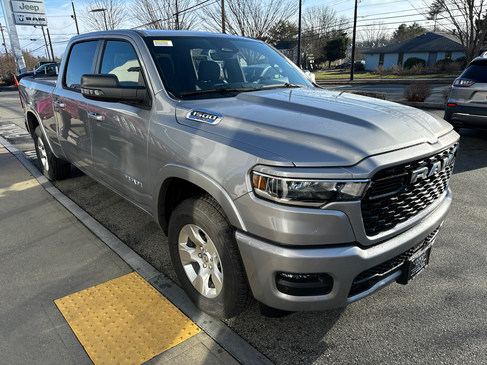 2025 Ram 1500 Big Horn 4x4 Crew Cab 64 Box 8