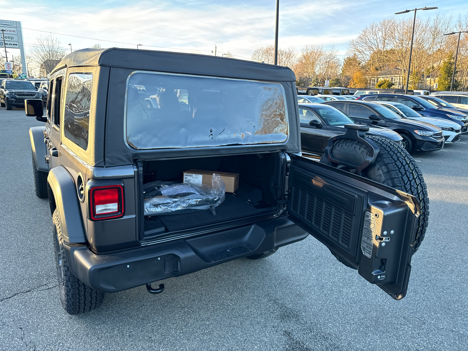 2025 Jeep Wrangler Sport S 36