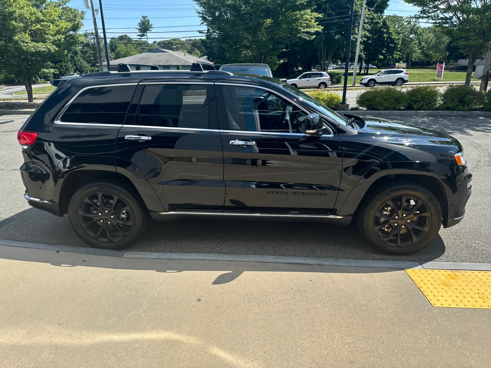 2021 Jeep Grand Cherokee Summit 7