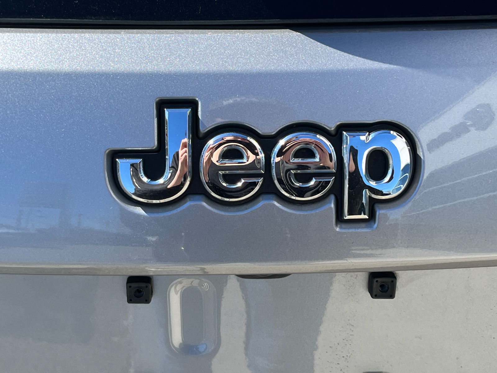 2020 Jeep Grand Cherokee Overland 13