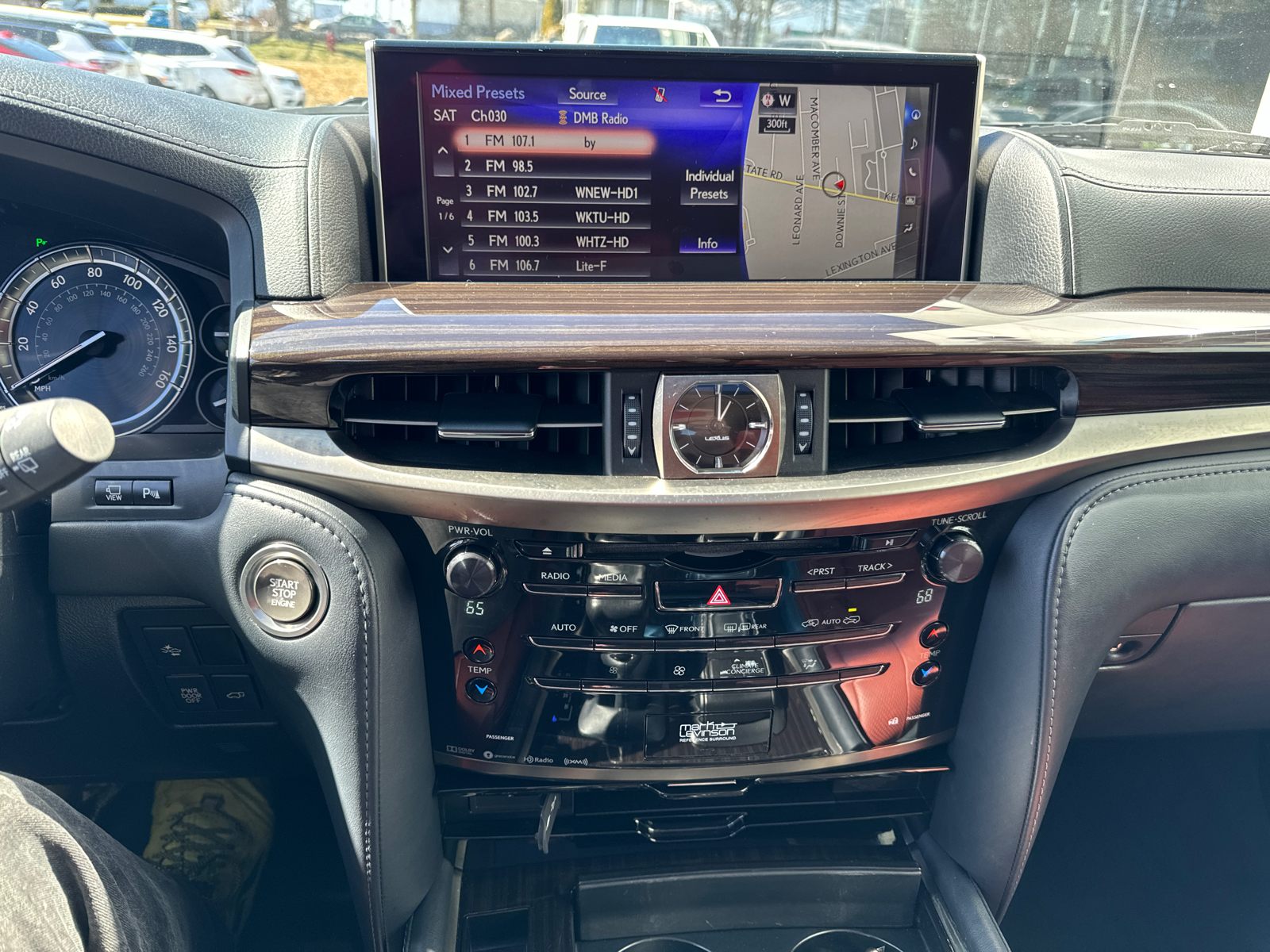 2019 Lexus LX LX 570 26