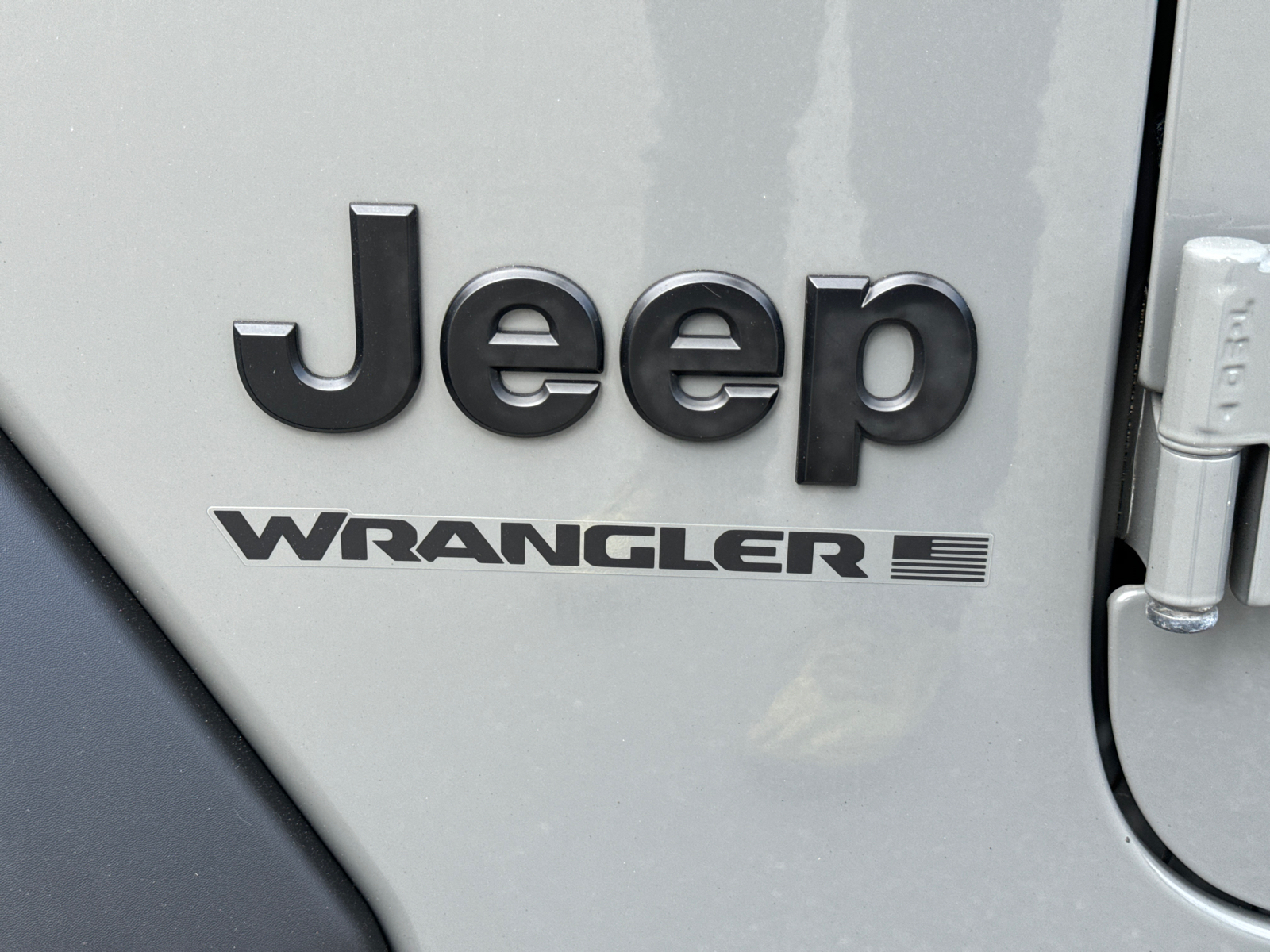 2023 Jeep Wrangler Sport 31