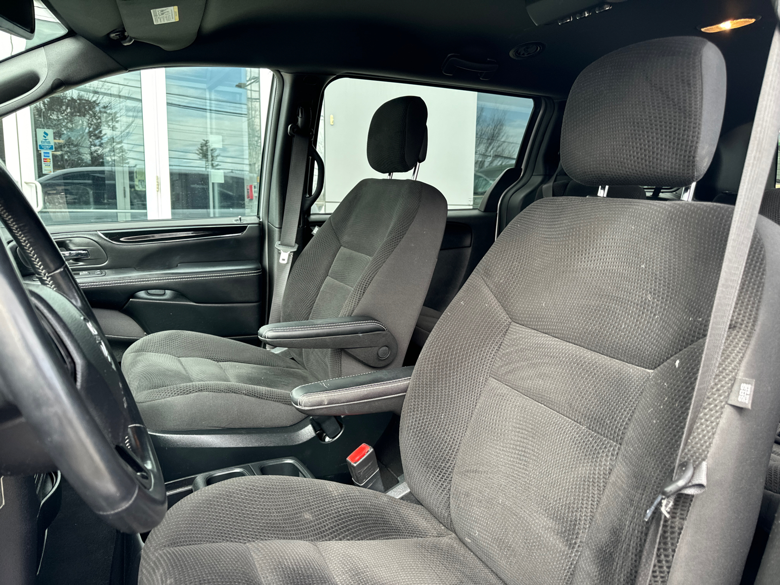 2019 Dodge Grand Caravan SE Plus 13