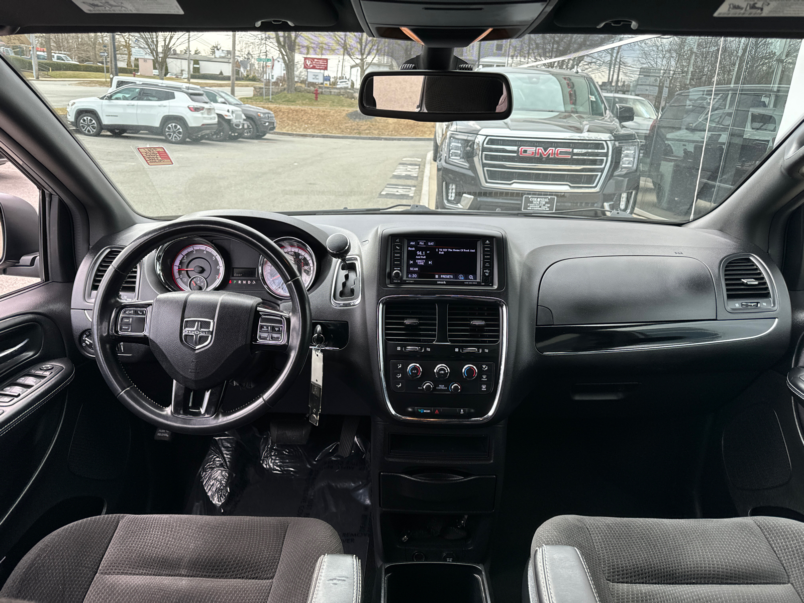 2019 Dodge Grand Caravan SE Plus 30