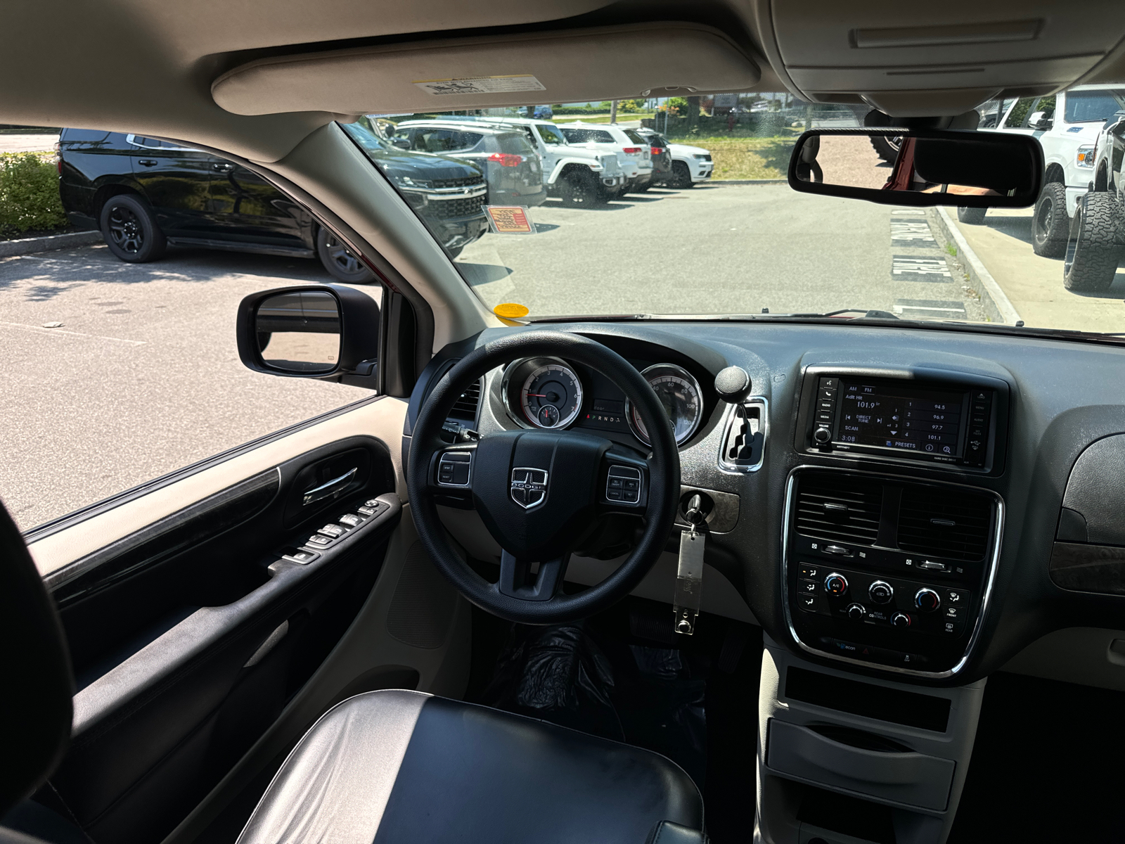 2019 Dodge Grand Caravan SE 30