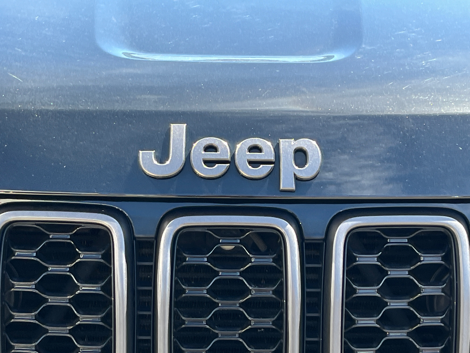2021 Jeep Grand Cherokee 80th Anniversary 41
