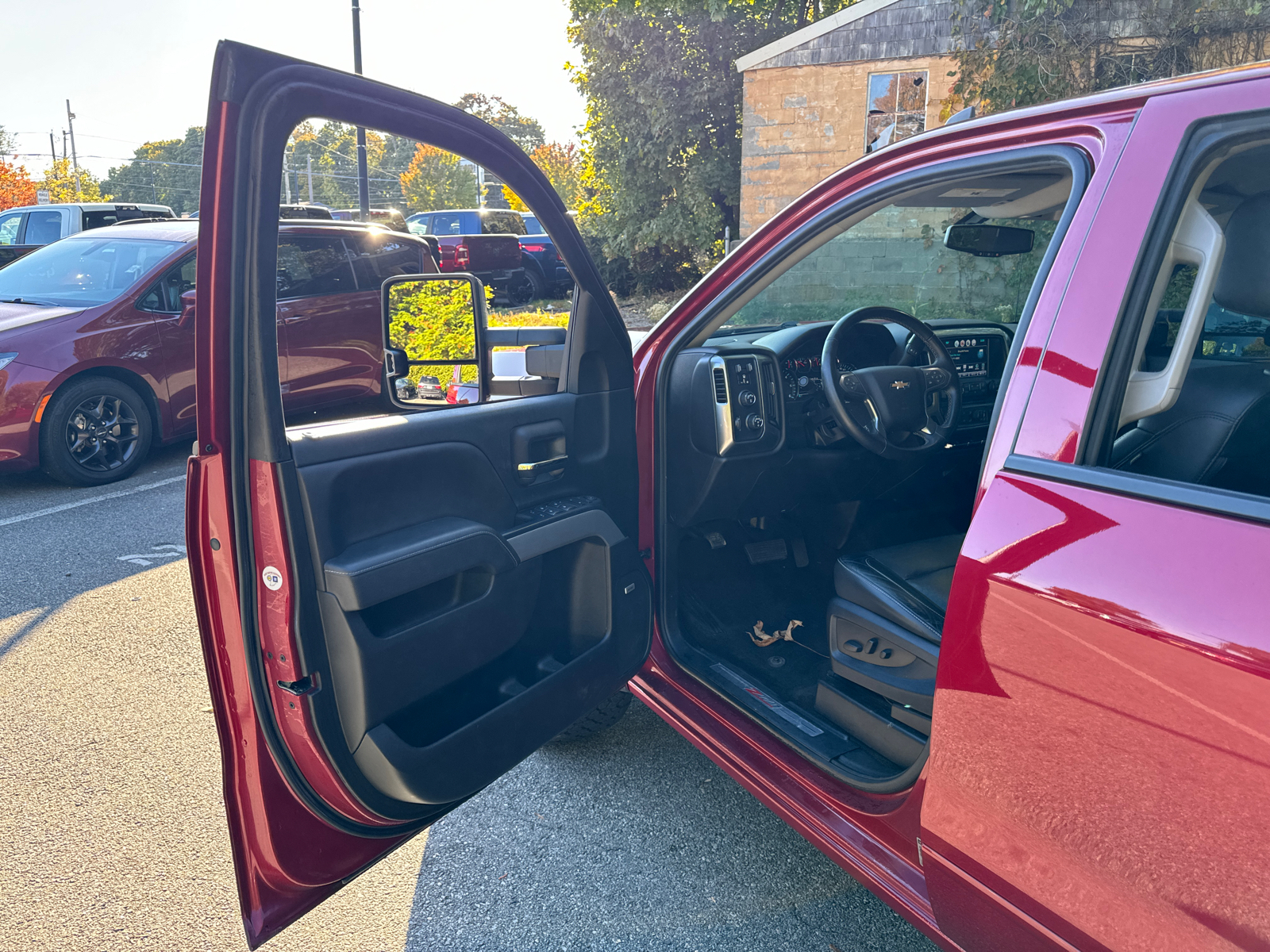 2018 Chevrolet Silverado 1500 LT 4WD Double Cab 143.5 11