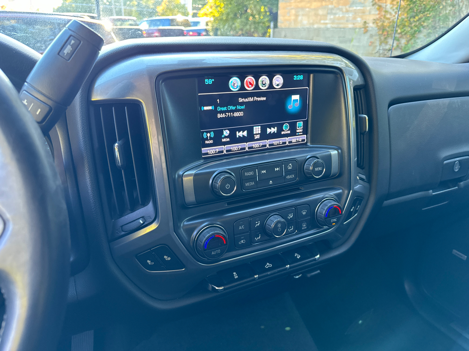 2018 Chevrolet Silverado 1500 LT 4WD Double Cab 143.5 26