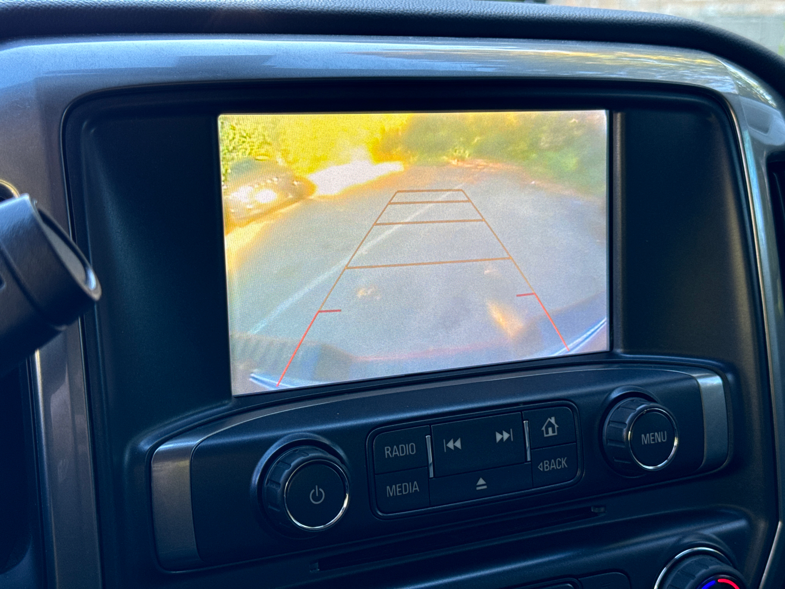 2018 Chevrolet Silverado 1500 LT 4WD Double Cab 143.5 27