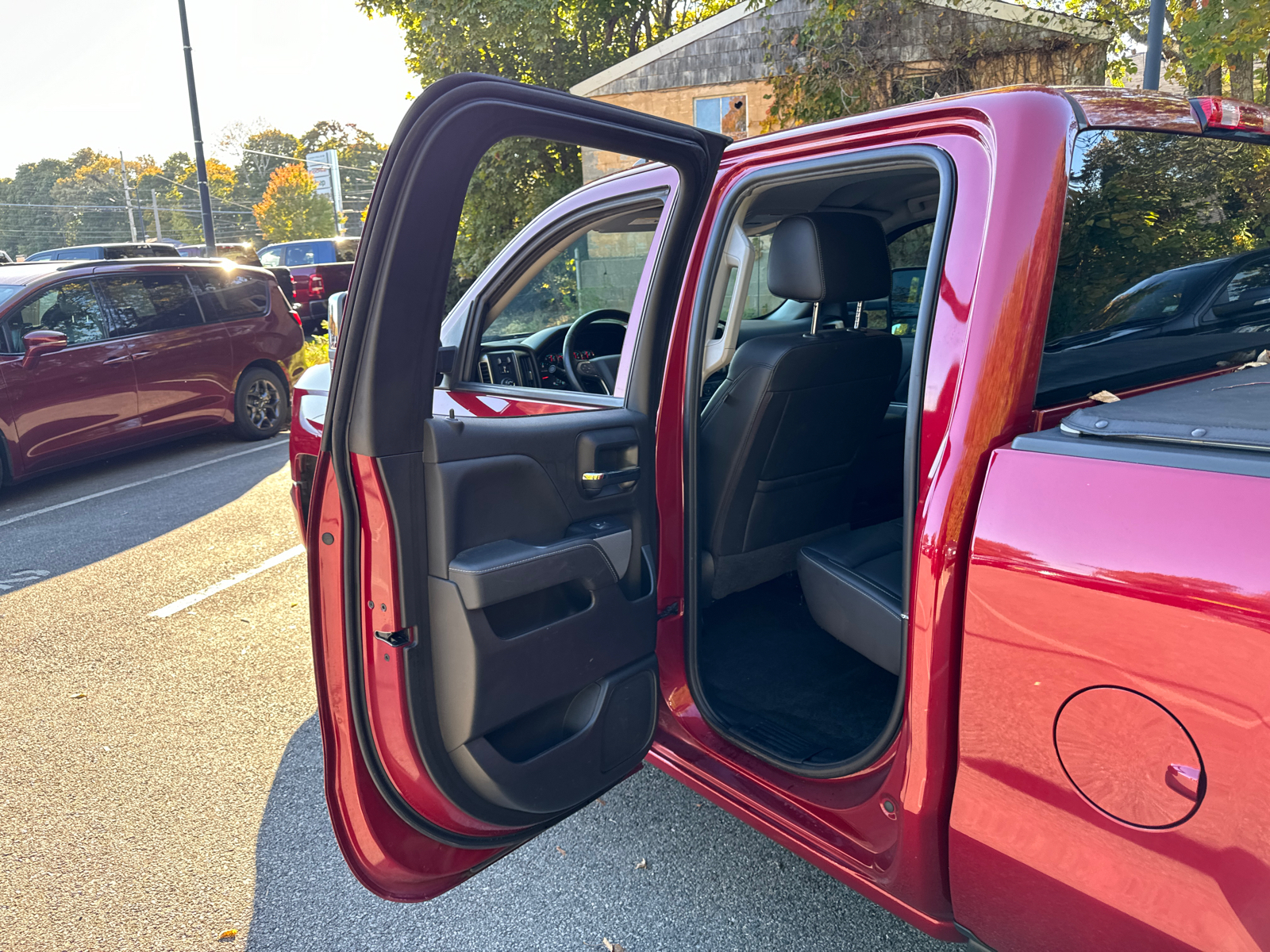 2018 Chevrolet Silverado 1500 LT 4WD Double Cab 143.5 30