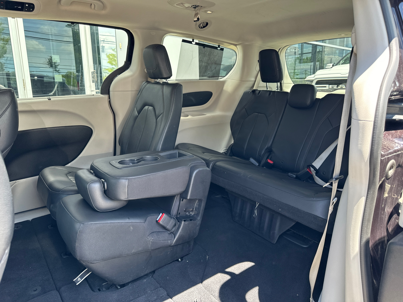 2019 Chrysler Pacifica Touring L 30