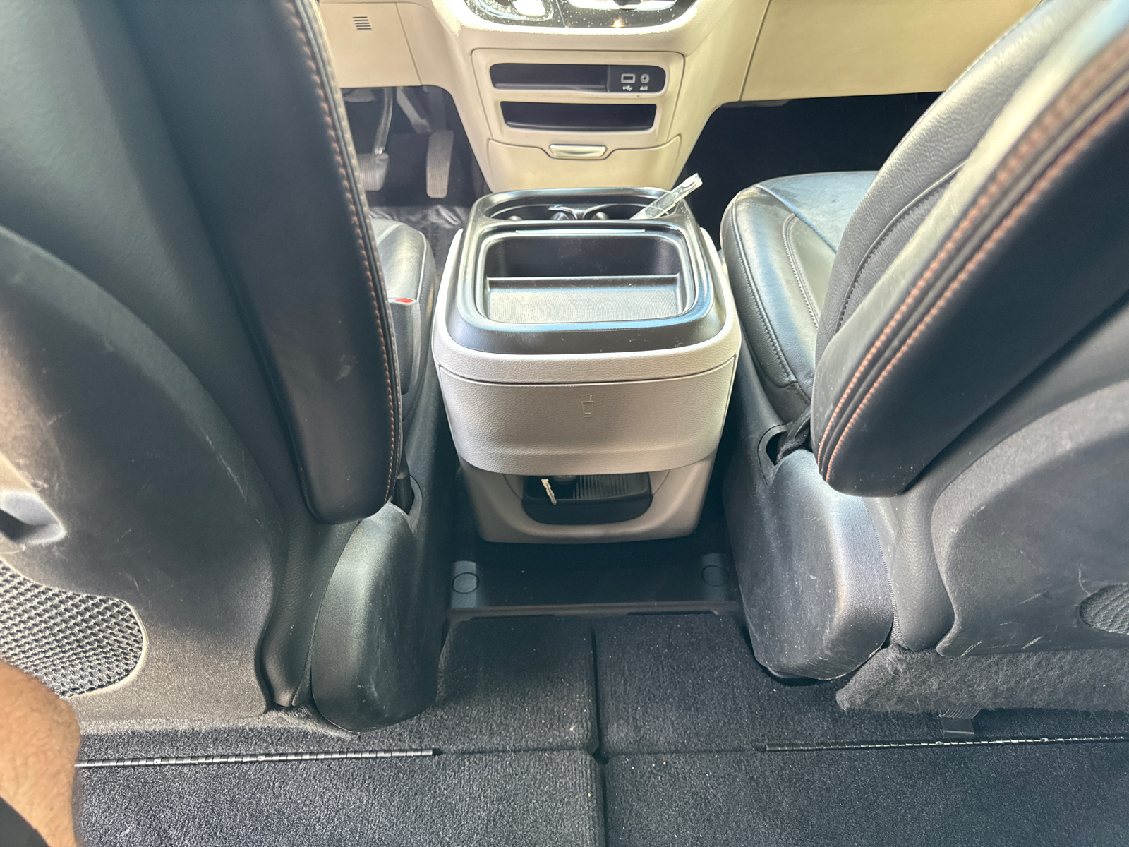 2019 Chrysler Pacifica Touring L 31