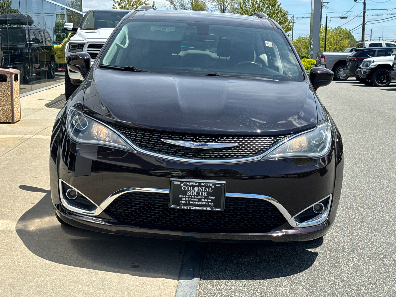2019 Chrysler Pacifica Touring L 36