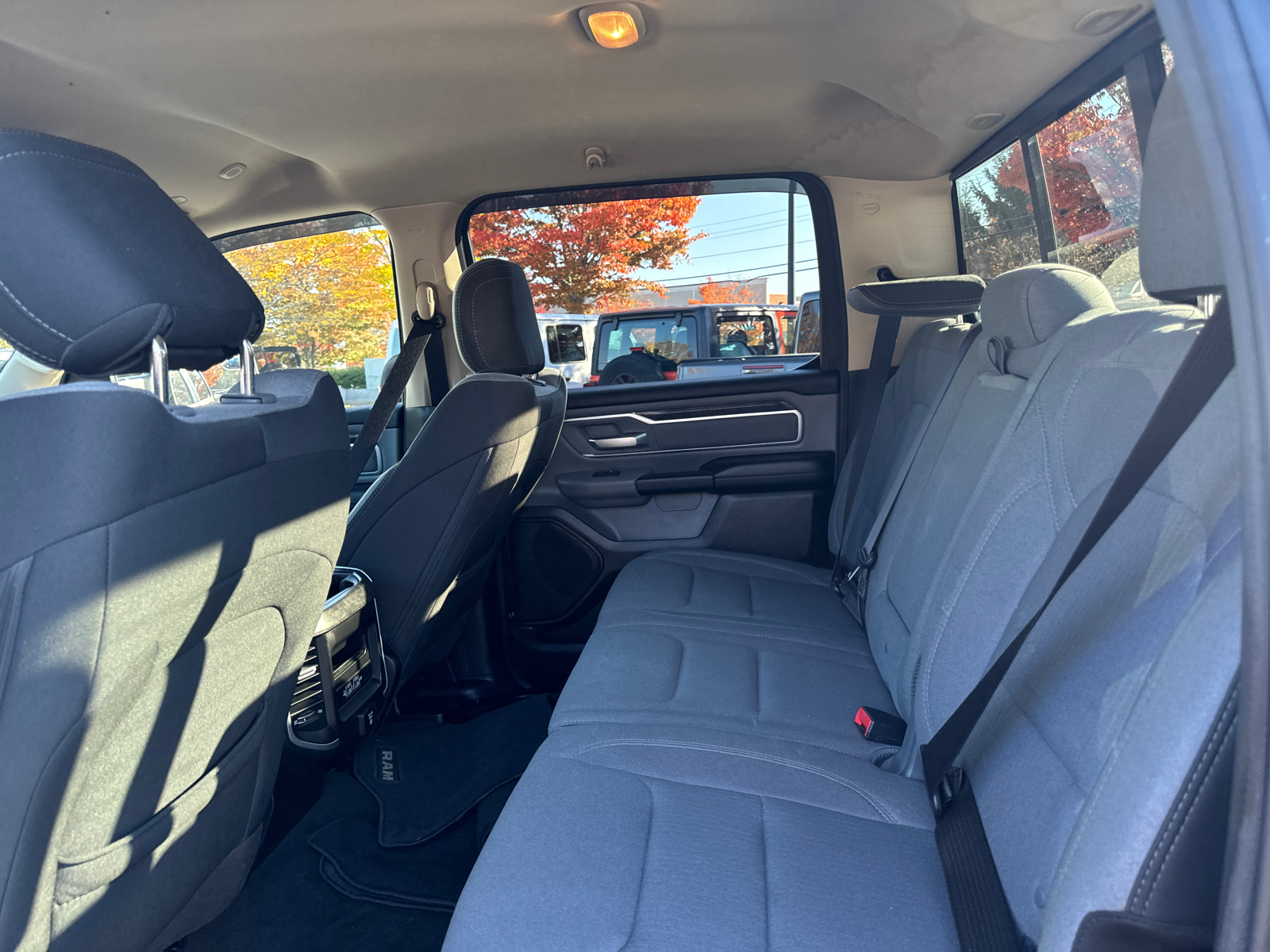 2019 Ram 1500 Big Horn/Lone Star 4x4 Crew Cab 57 Box 30