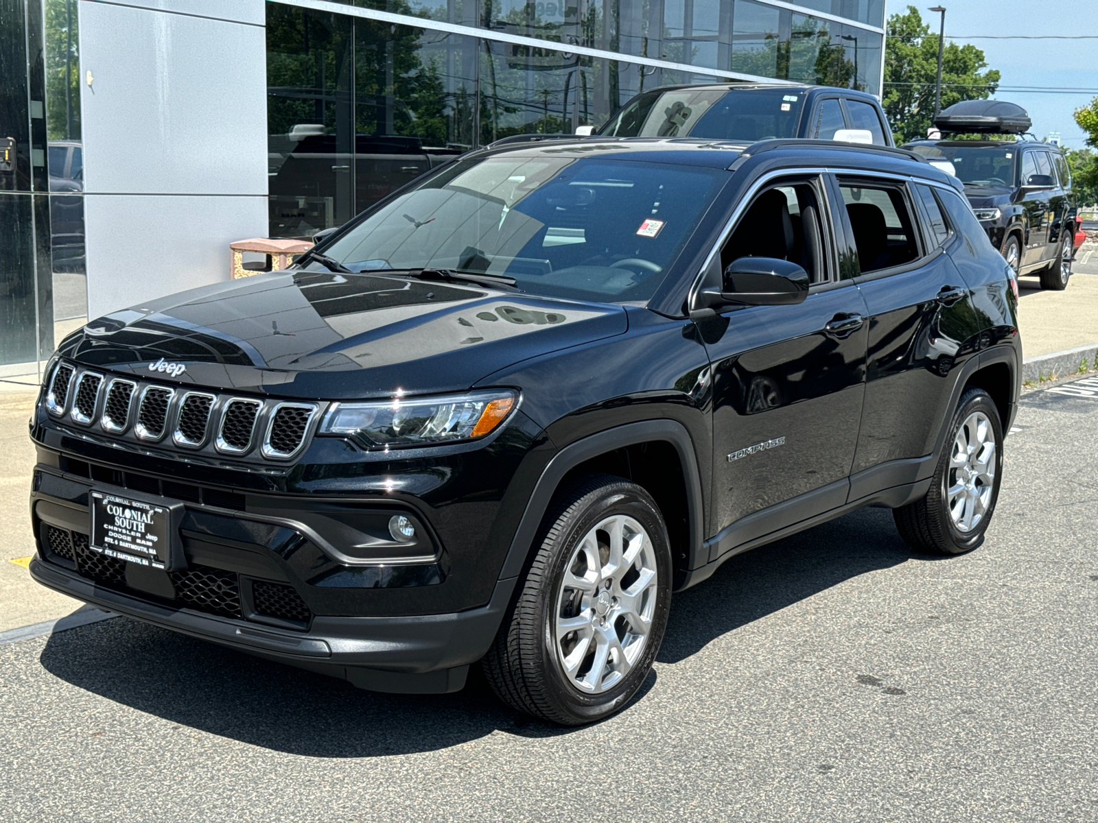 2023 Jeep Compass Latitude Lux 1