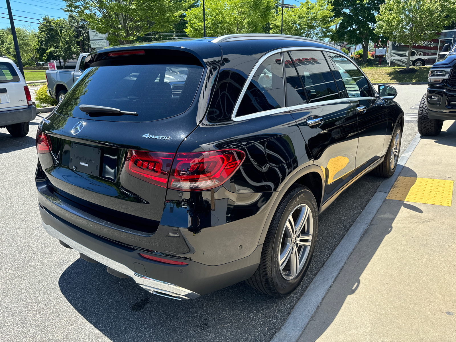 2021 Mercedes-Benz GLC GLC 300 6