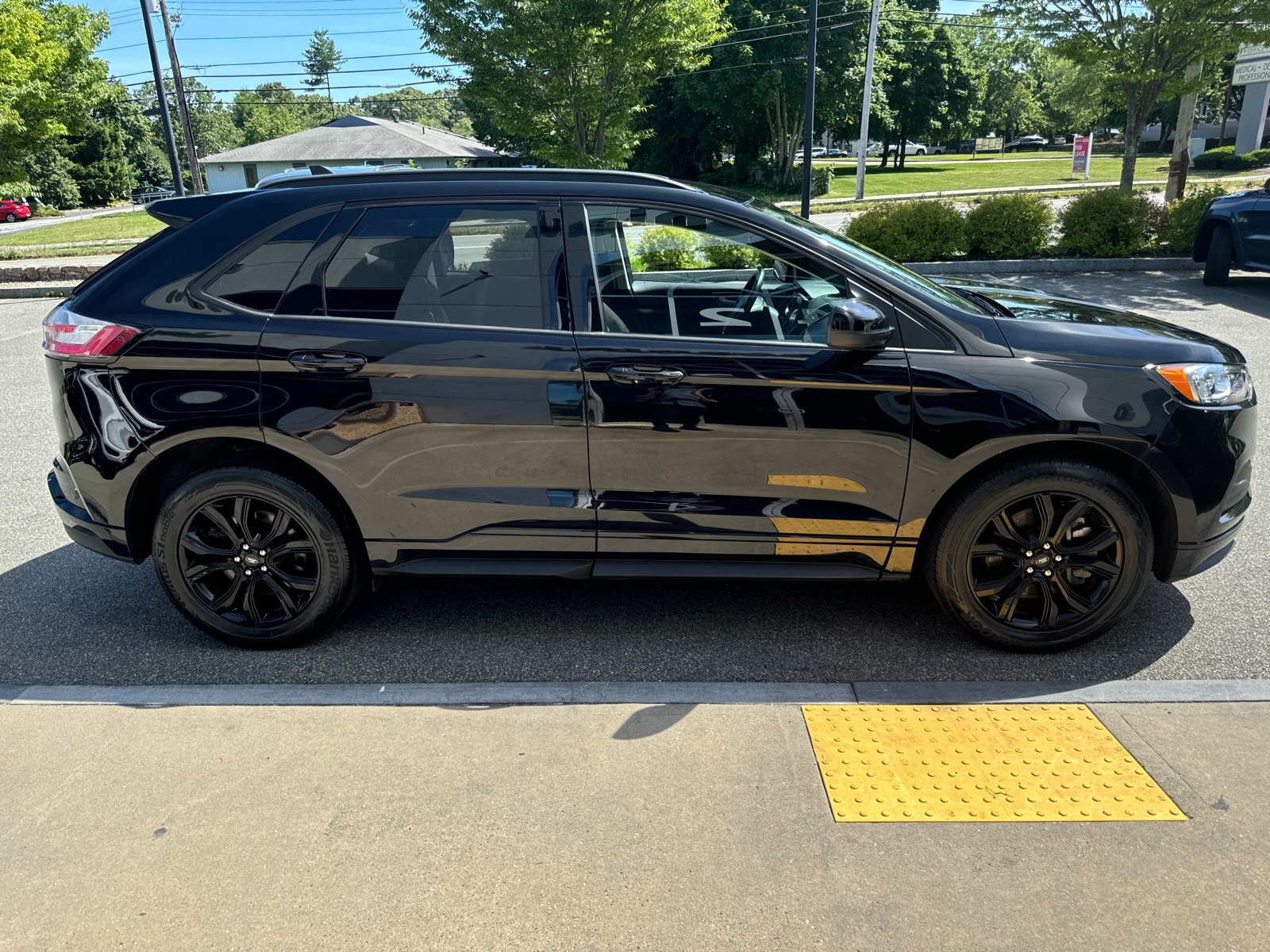 2022 Ford Edge SE 7