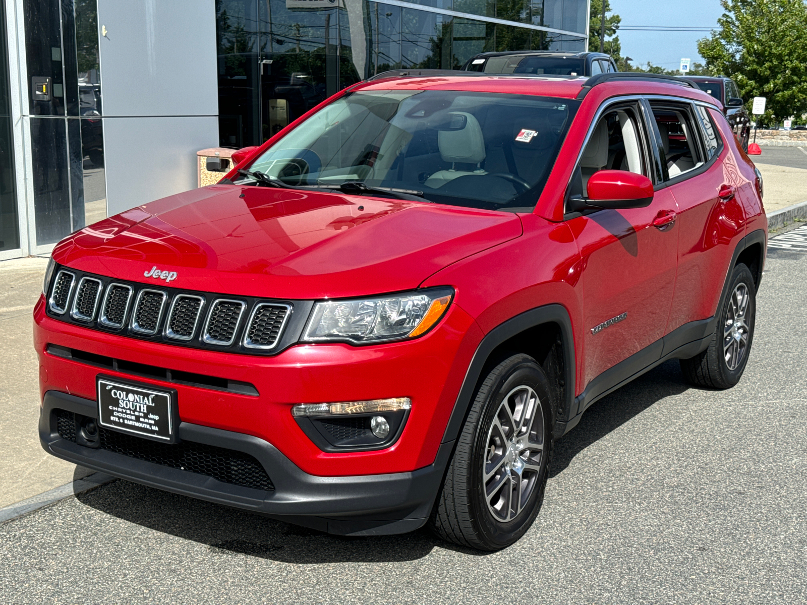 2020 Jeep Compass Latitude w/Sun/Safety Pkg 1