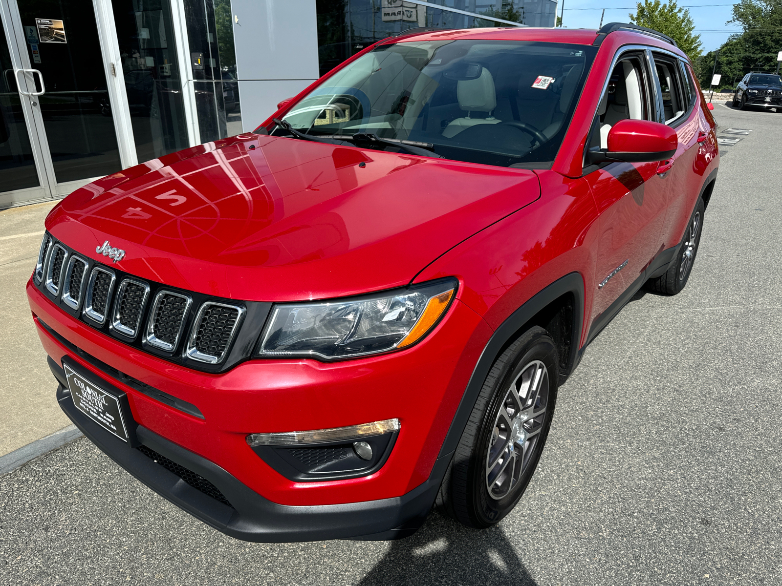 2020 Jeep Compass Latitude w/Sun/Safety Pkg 2