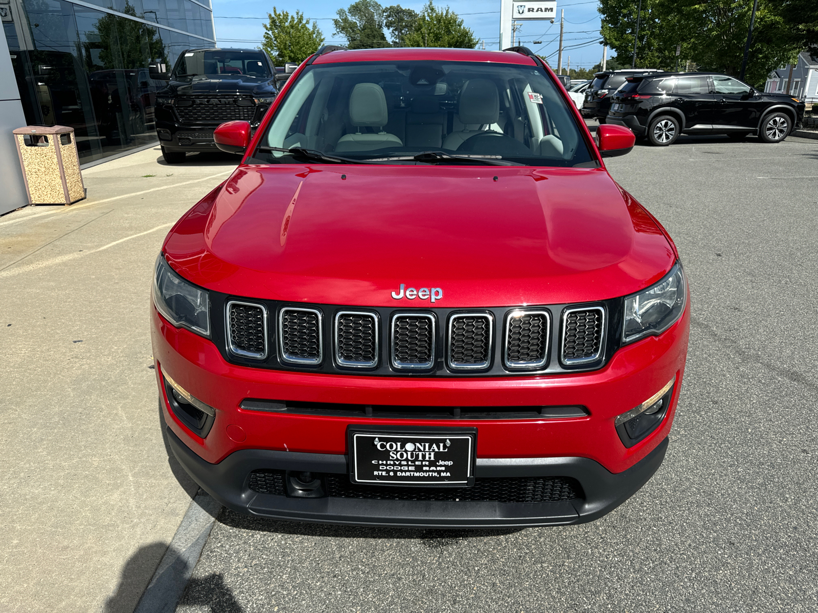 2020 Jeep Compass Latitude w/Sun/Safety Pkg 9