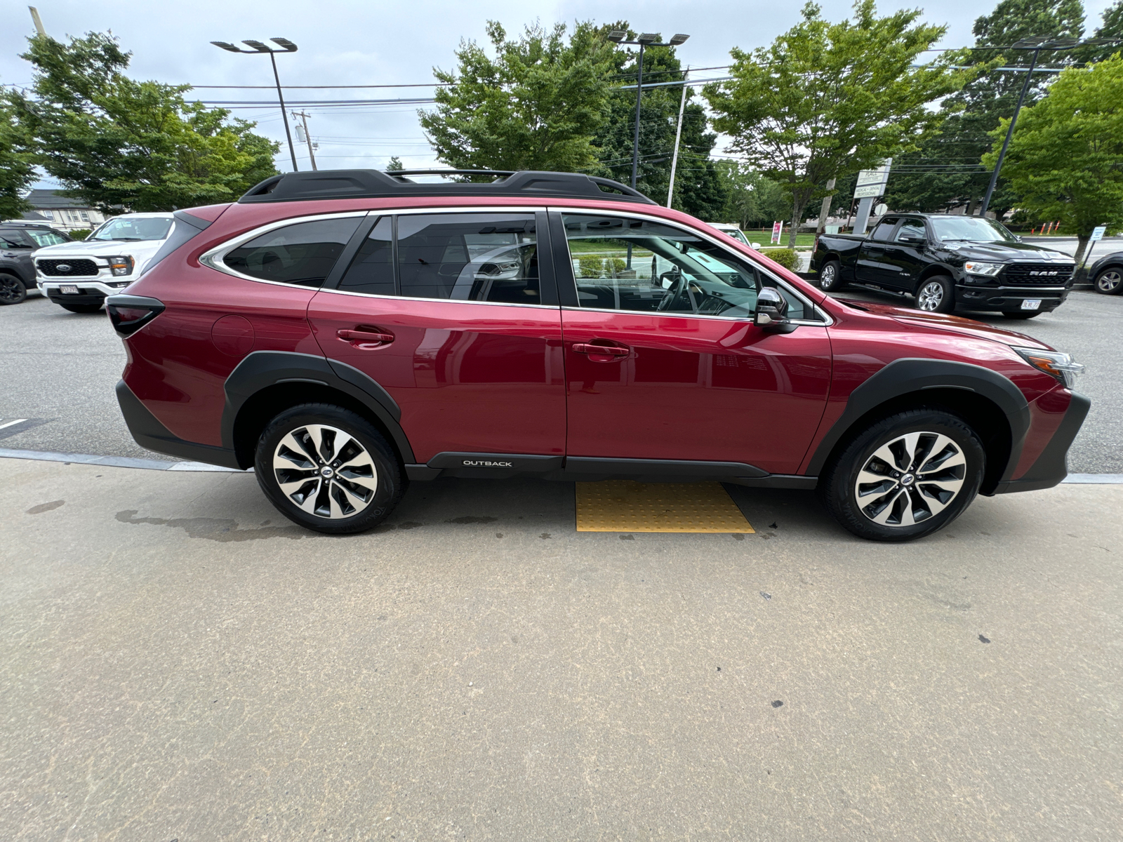 2023 Subaru Outback Limited XT 7