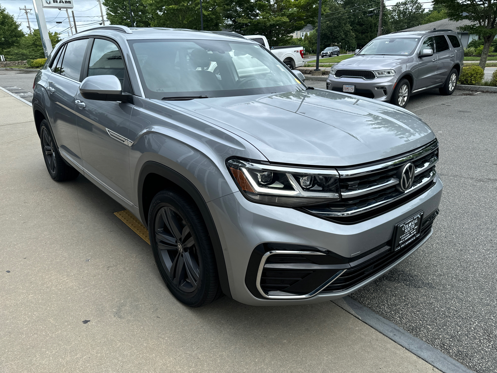 2021 Volkswagen Atlas Cross Sport 3.6L V6 SE w/Technology R-Line 8