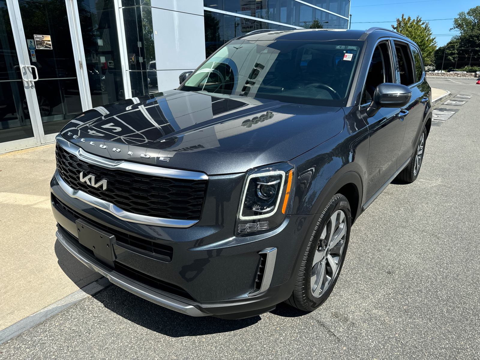 2022 Kia Telluride S 2