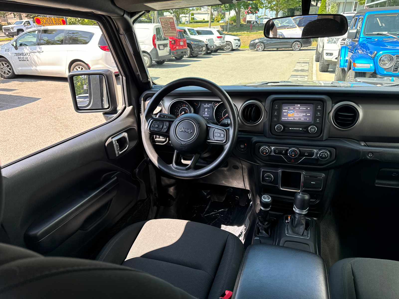 2021 Jeep Gladiator Sport 4x4 33