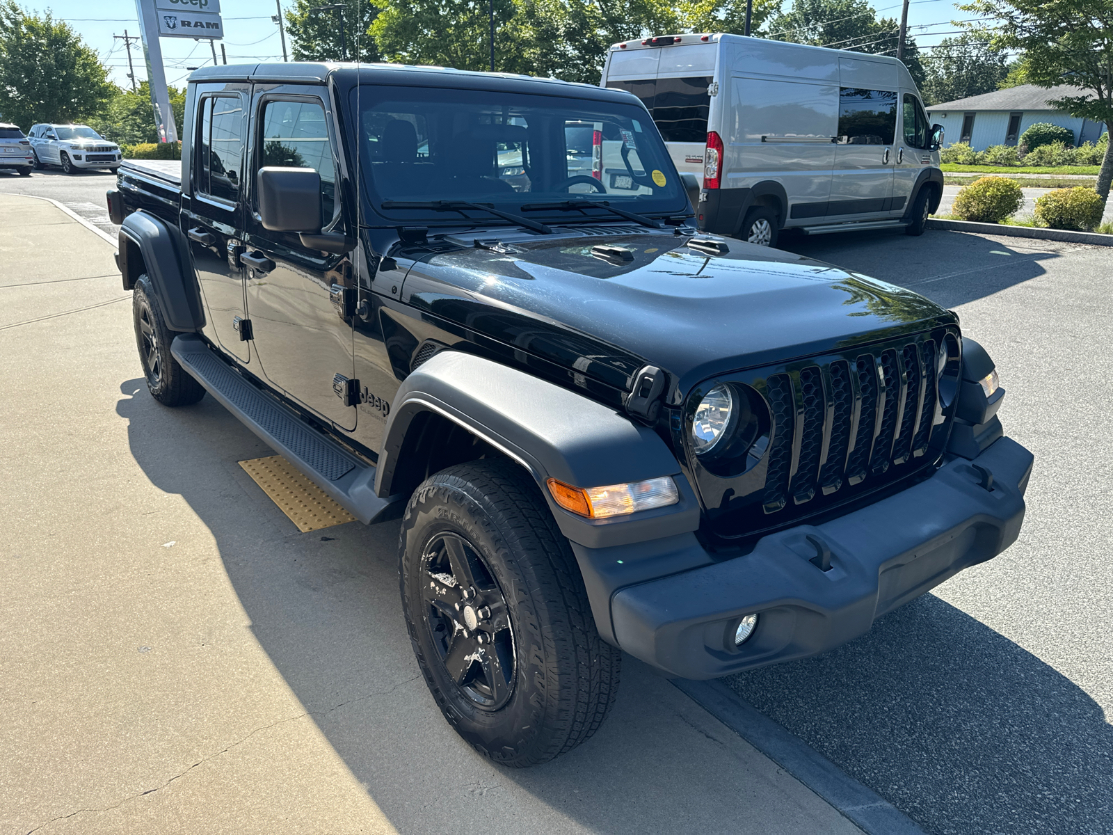 2020 Jeep Gladiator Sport S 4x4 8