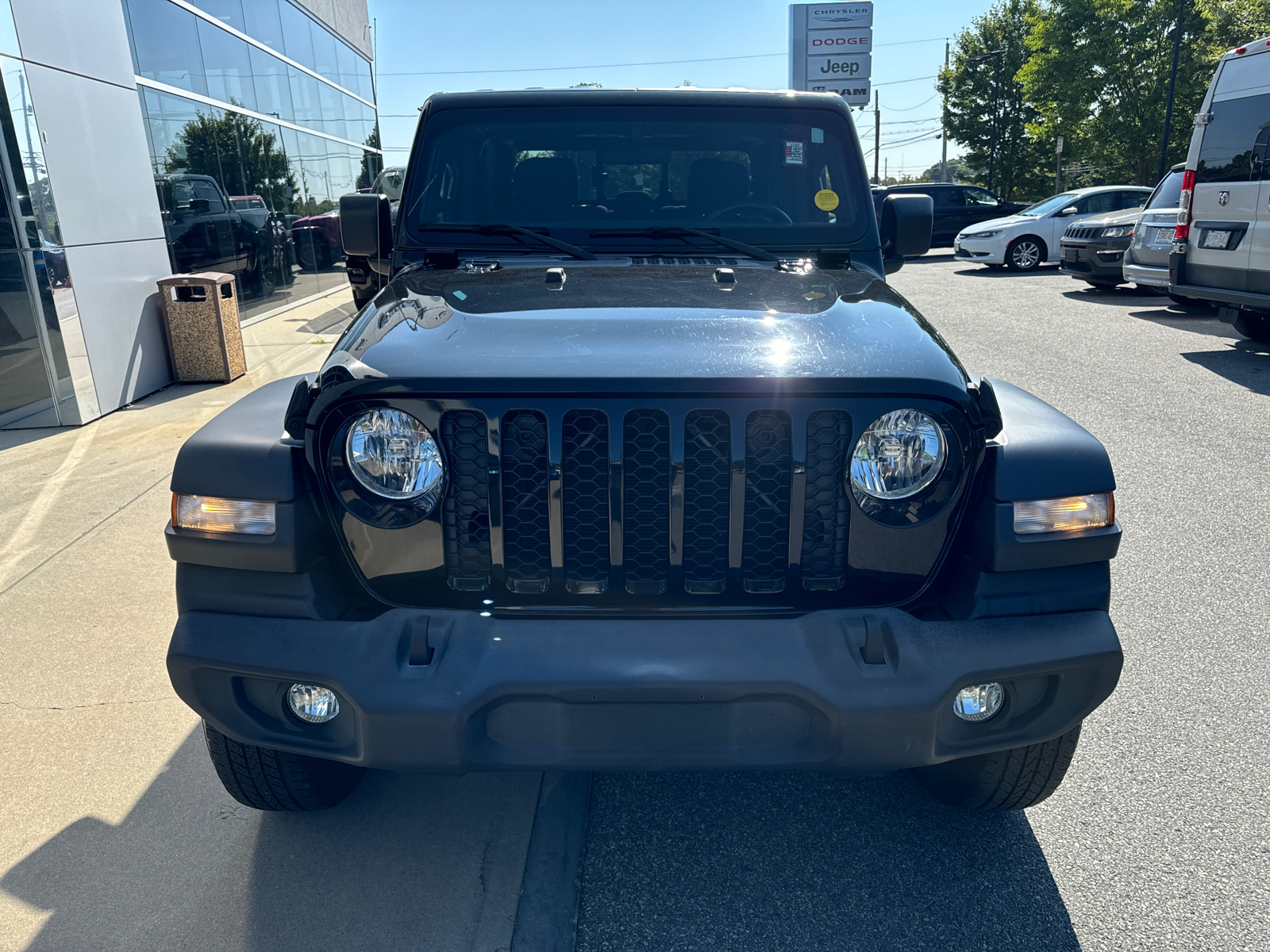 2020 Jeep Gladiator Sport S 4x4 9