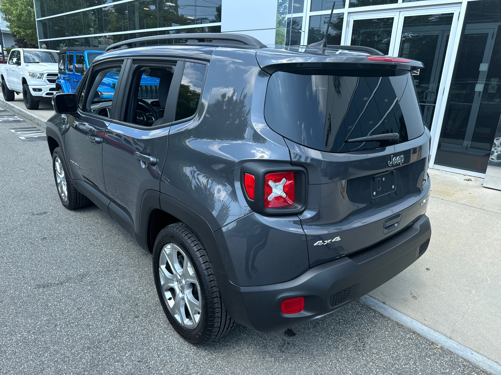 2023 Jeep Renegade Limited 4