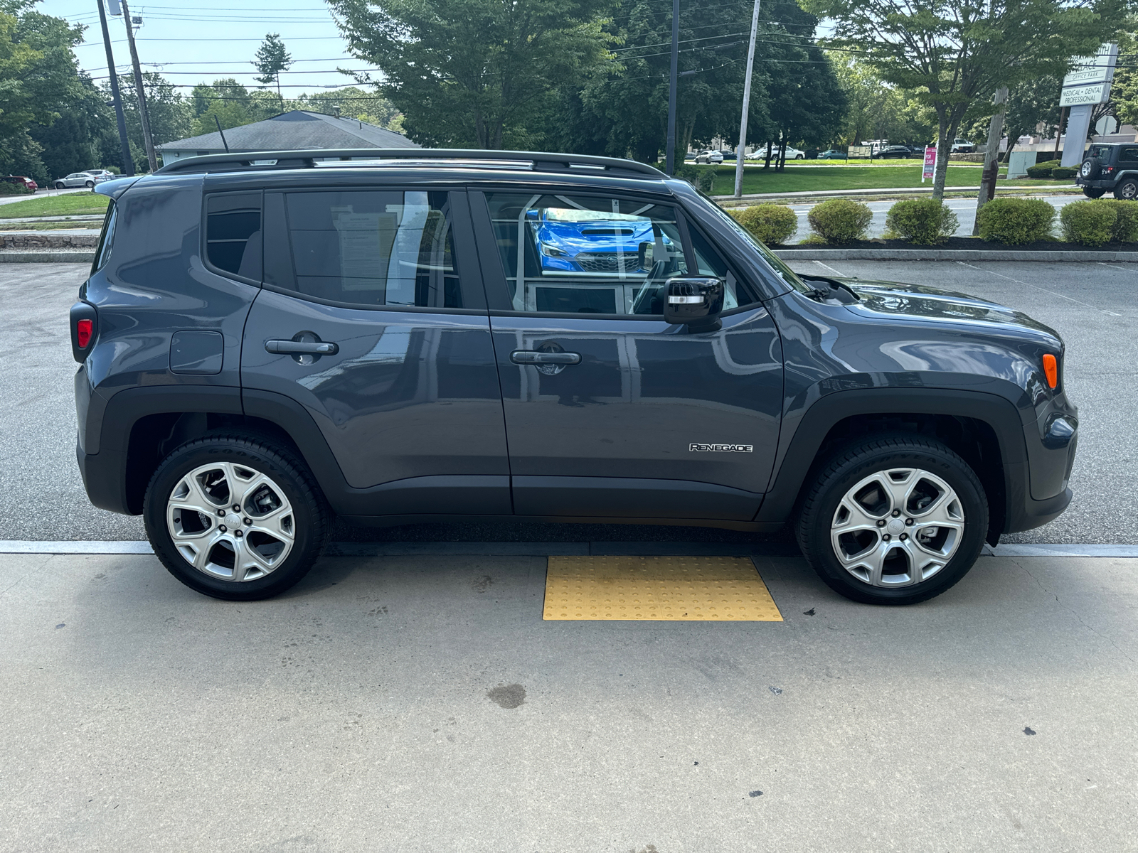 2023 Jeep Renegade Limited 7