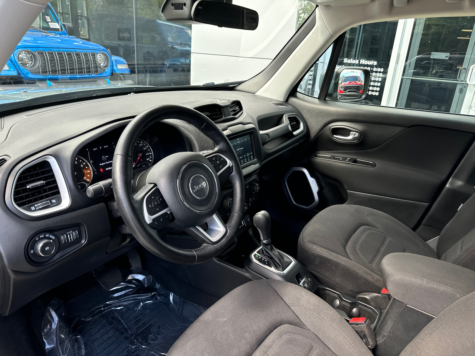 2018 Jeep Renegade Latitude 12