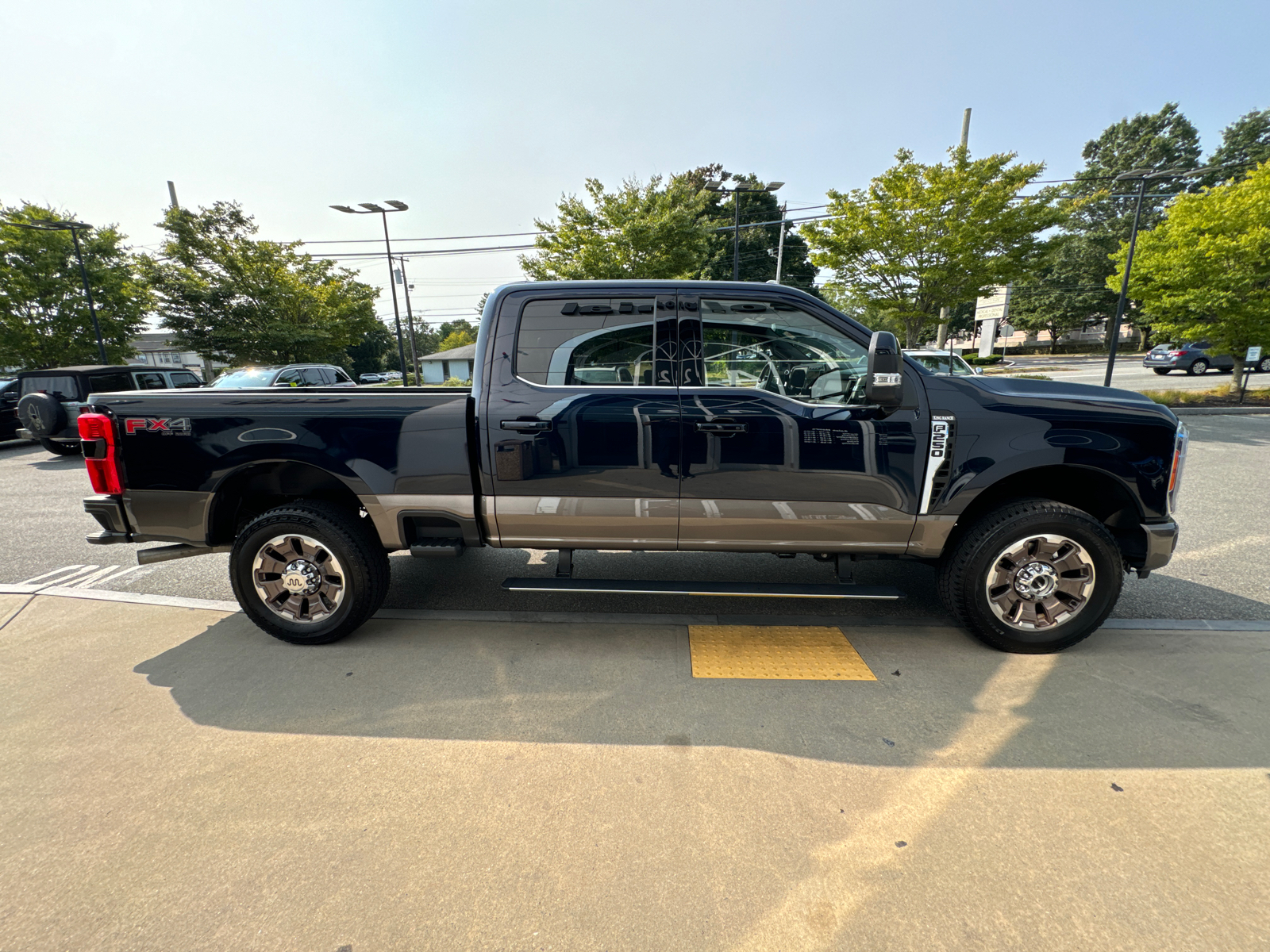 2023 Ford Super Duty F-250 SRW King Ranch 4WD Crew Cab 6.75 Box 7