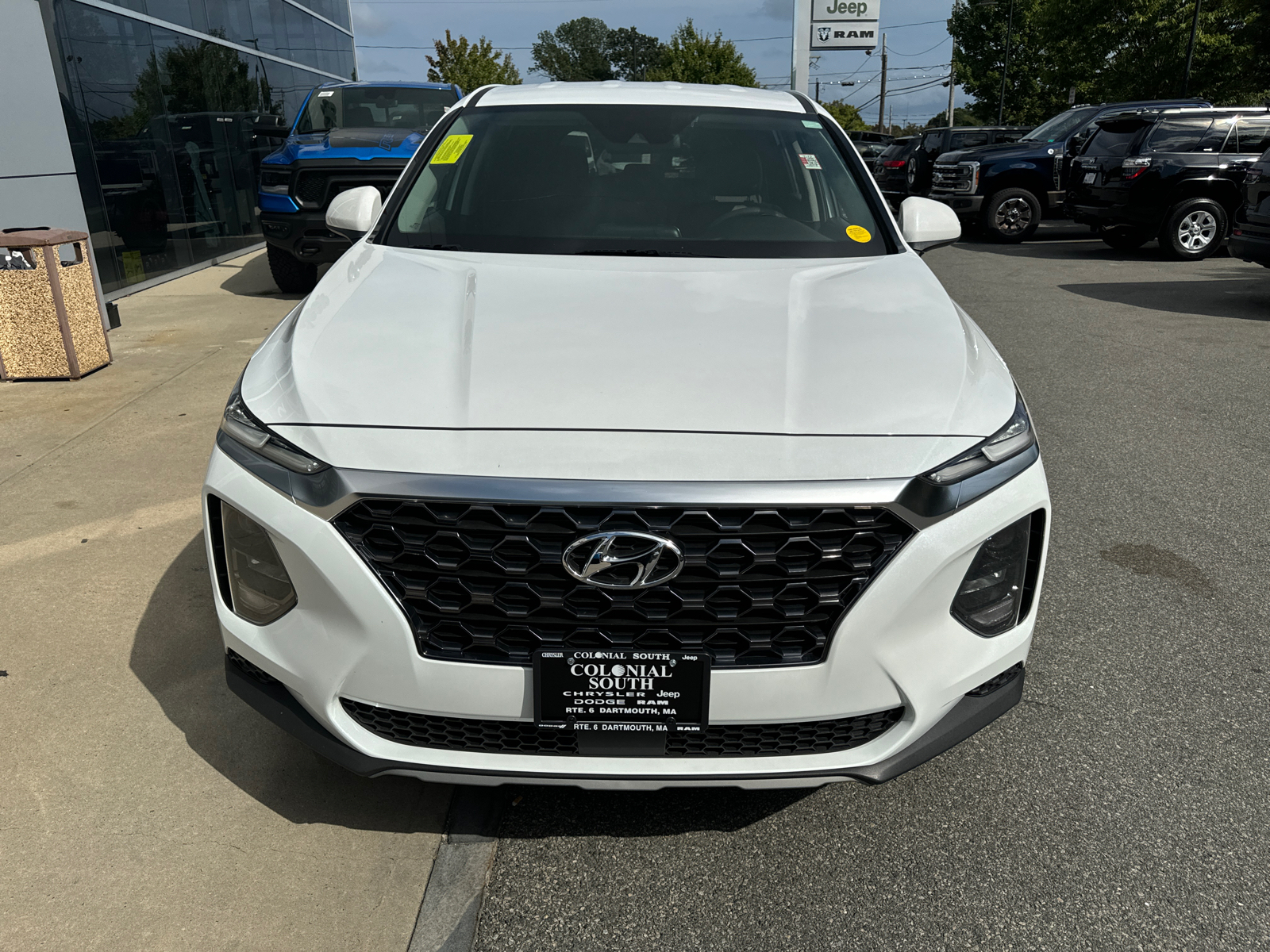 2020 Hyundai Santa Fe SE 9