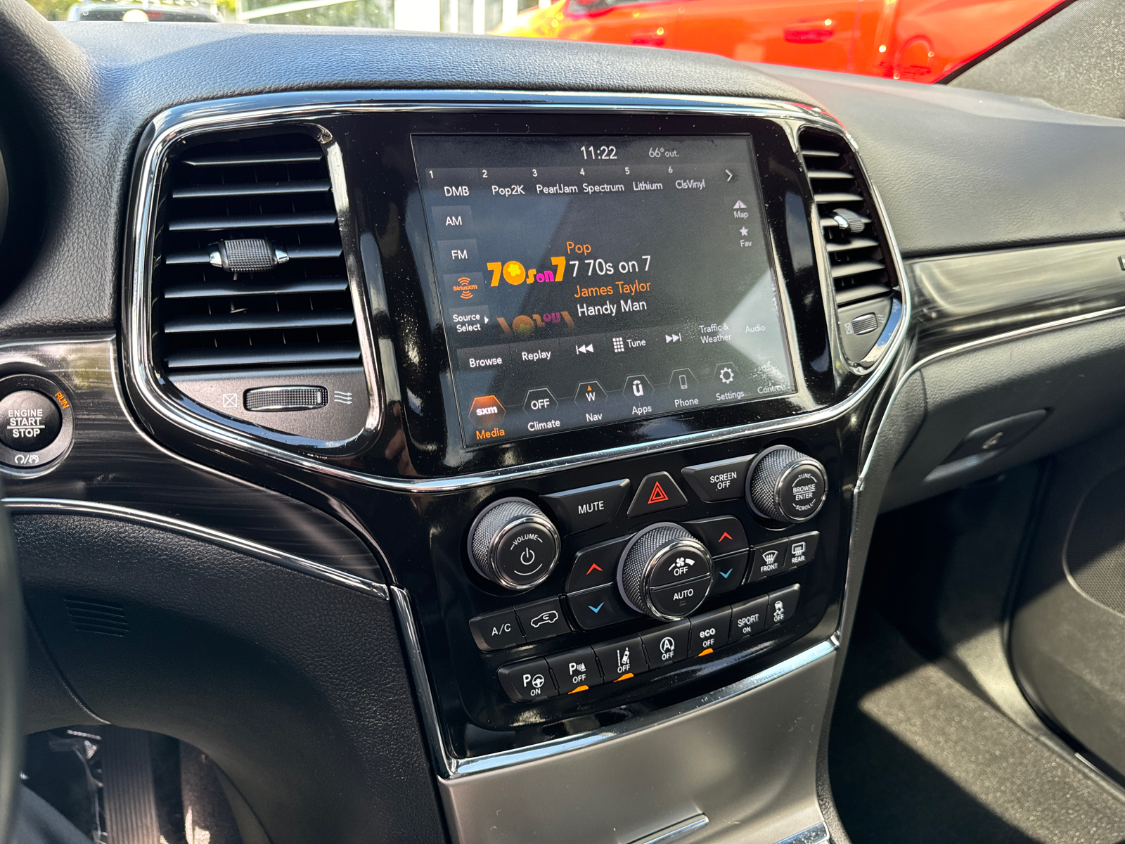 2021 Jeep Grand Cherokee 80th Anniversary 26